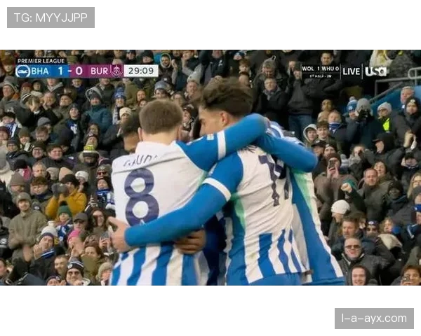 Saka足球哲学引领英超新星闪耀赛场，表现抢眼引多方关注