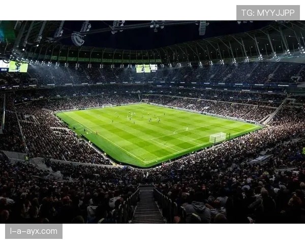 托特纳姆热刺主场迎战新赛季，球迷翘首以盼新星闪耀与巅峰对决