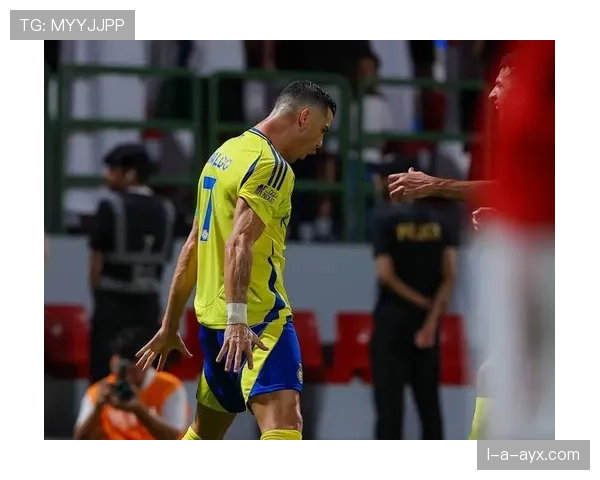 欧国联新阶段:强队争锋突围,为世界杯席位蓄力冲刺 欧国联新阶段:强队争锋突围,为世界杯席位蓄力冲刺