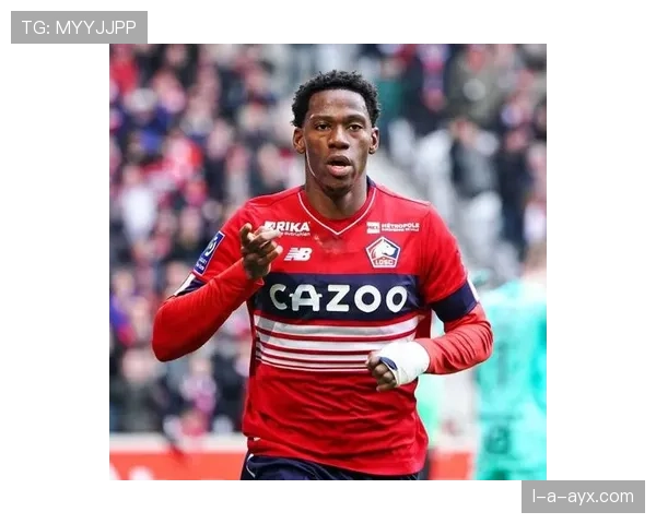 乔纳森·戴维：从新星到头号射手的成长轨迹与责任担当